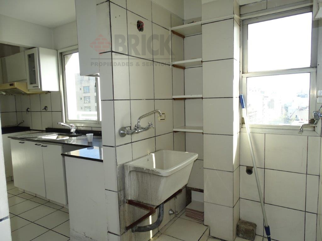 POSADAS al 1300 Piso 15 16