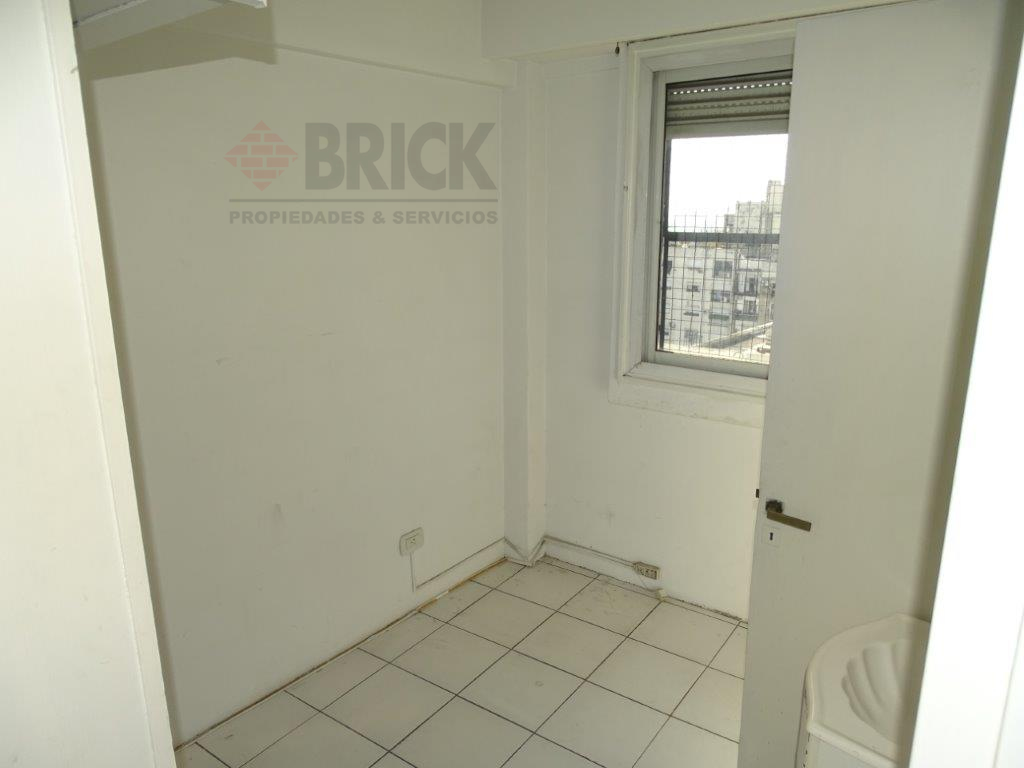 POSADAS al 1300 Piso 15 17