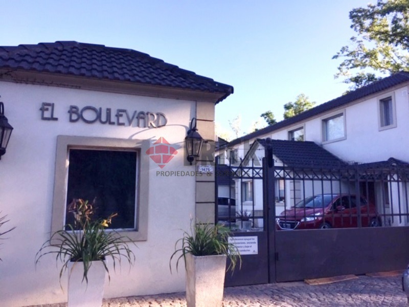 BARRIO EL BOULEVARD 15