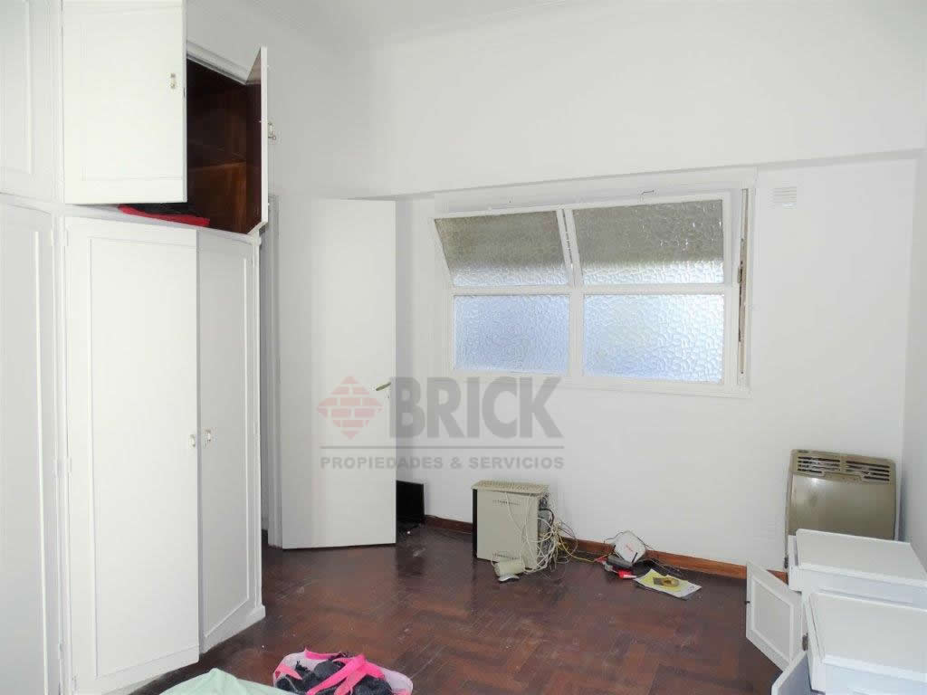 ALVAREZ THOMAS, AVDA. al 900 Piso 1 11