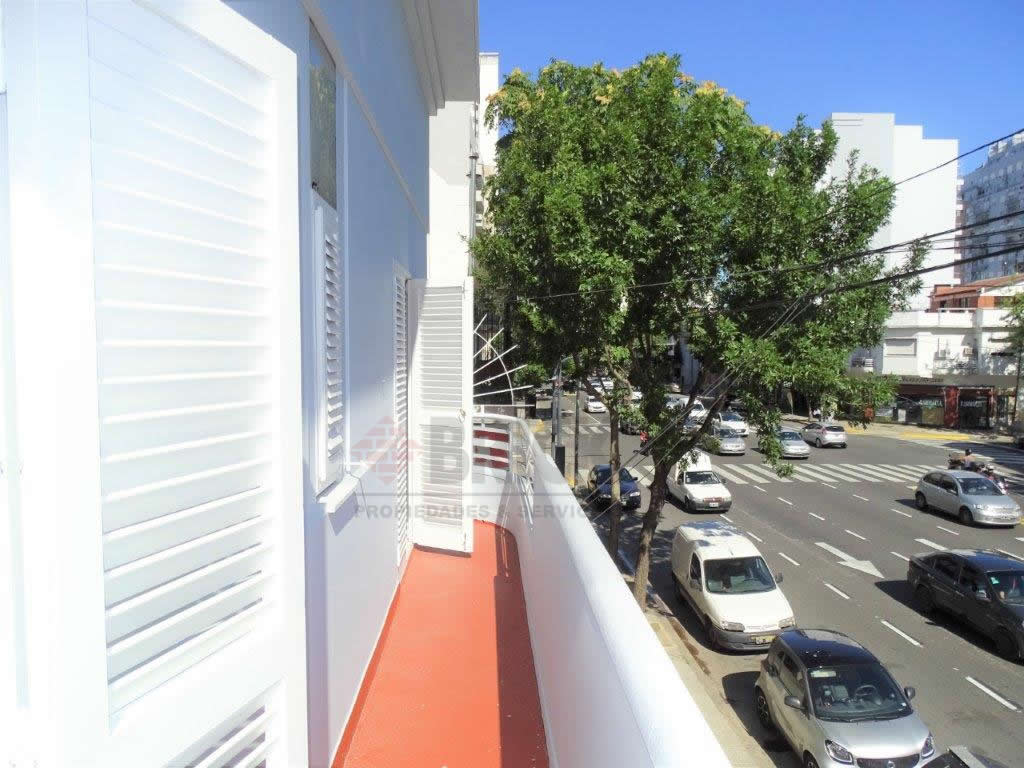 ALVAREZ THOMAS, AVDA. al 900 Piso 1 3