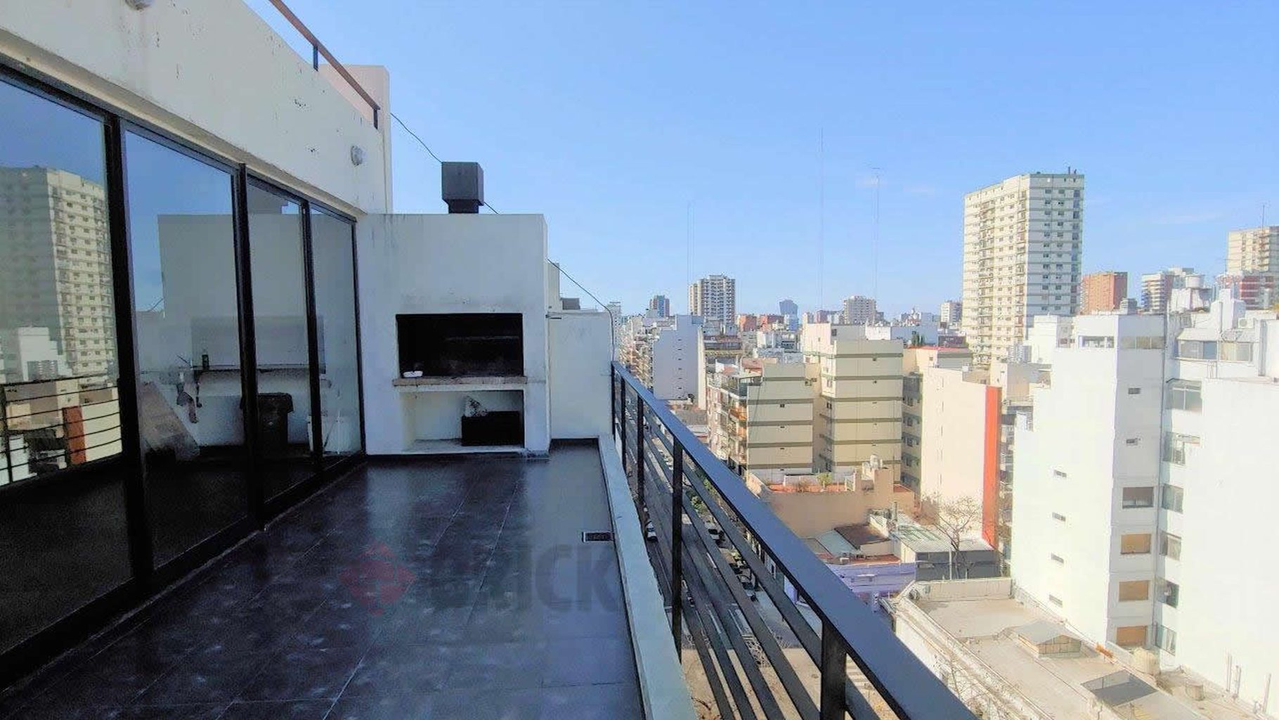 MONROE al 2200 Piso 1 13