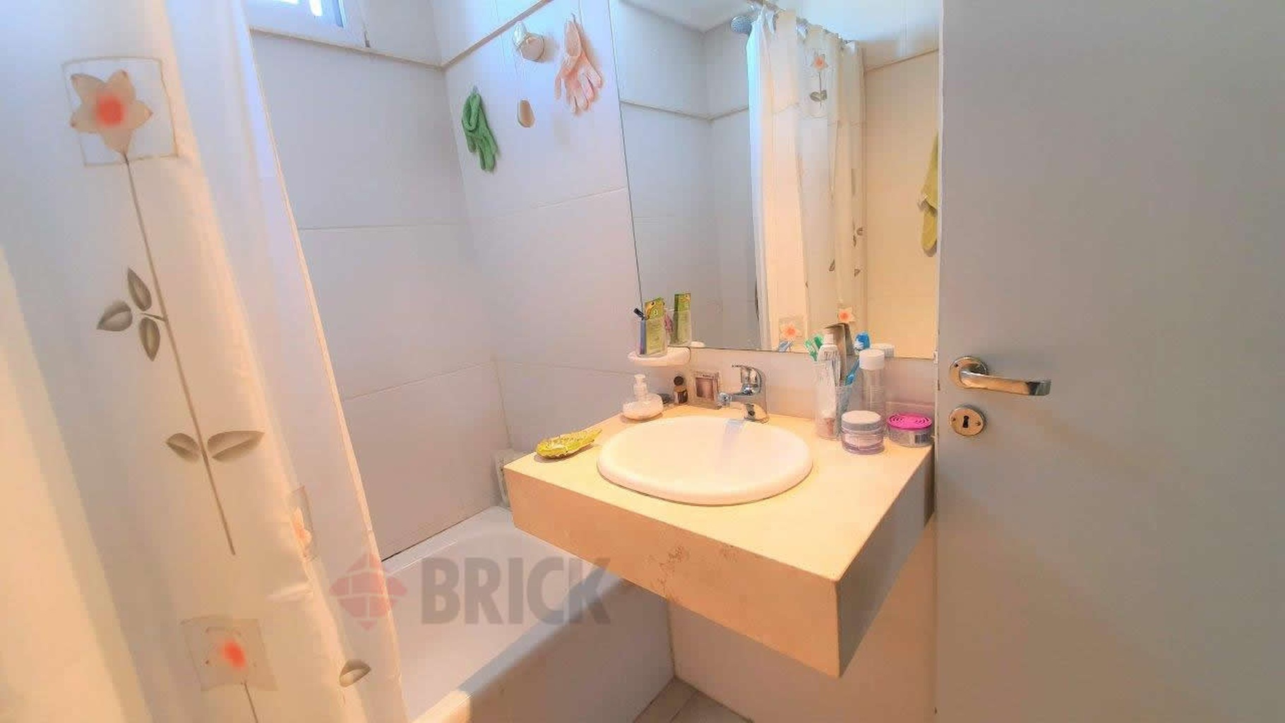 FRAGA al 700 Piso 8 12