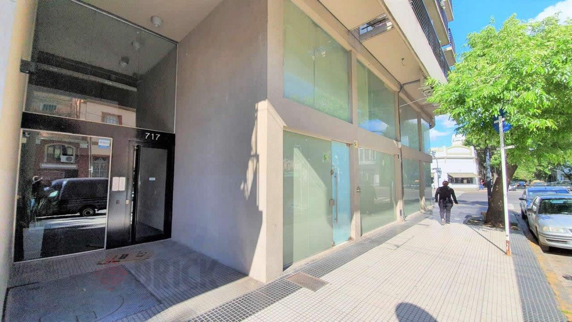 FRAGA al 700 Piso 8 18