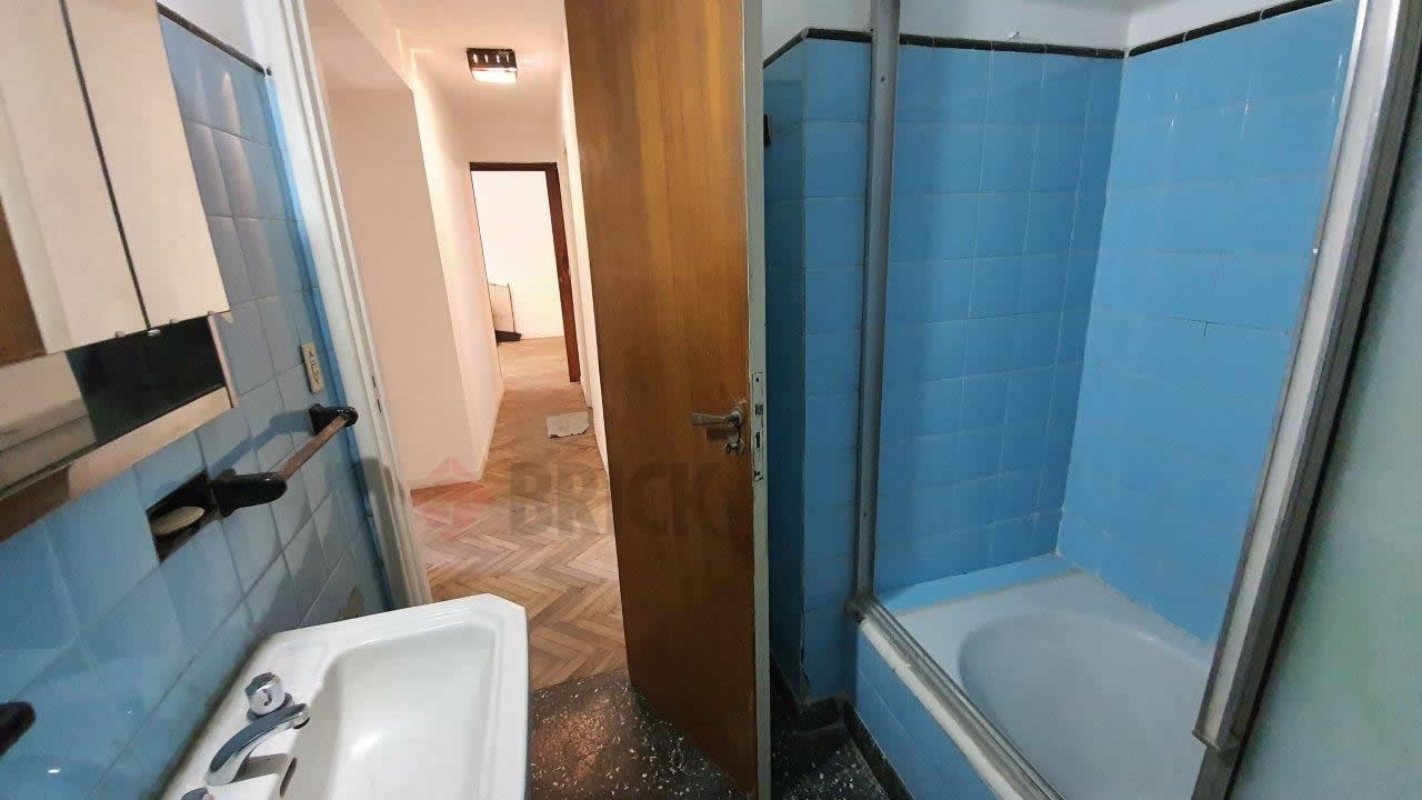 CORRIENTES, AVDA. al 4900 Piso 1 16