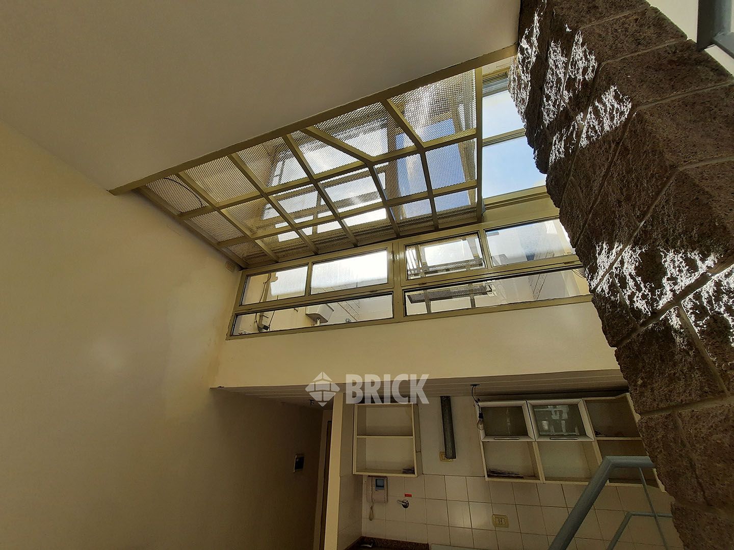 ROJAS al 600 Piso PB 12