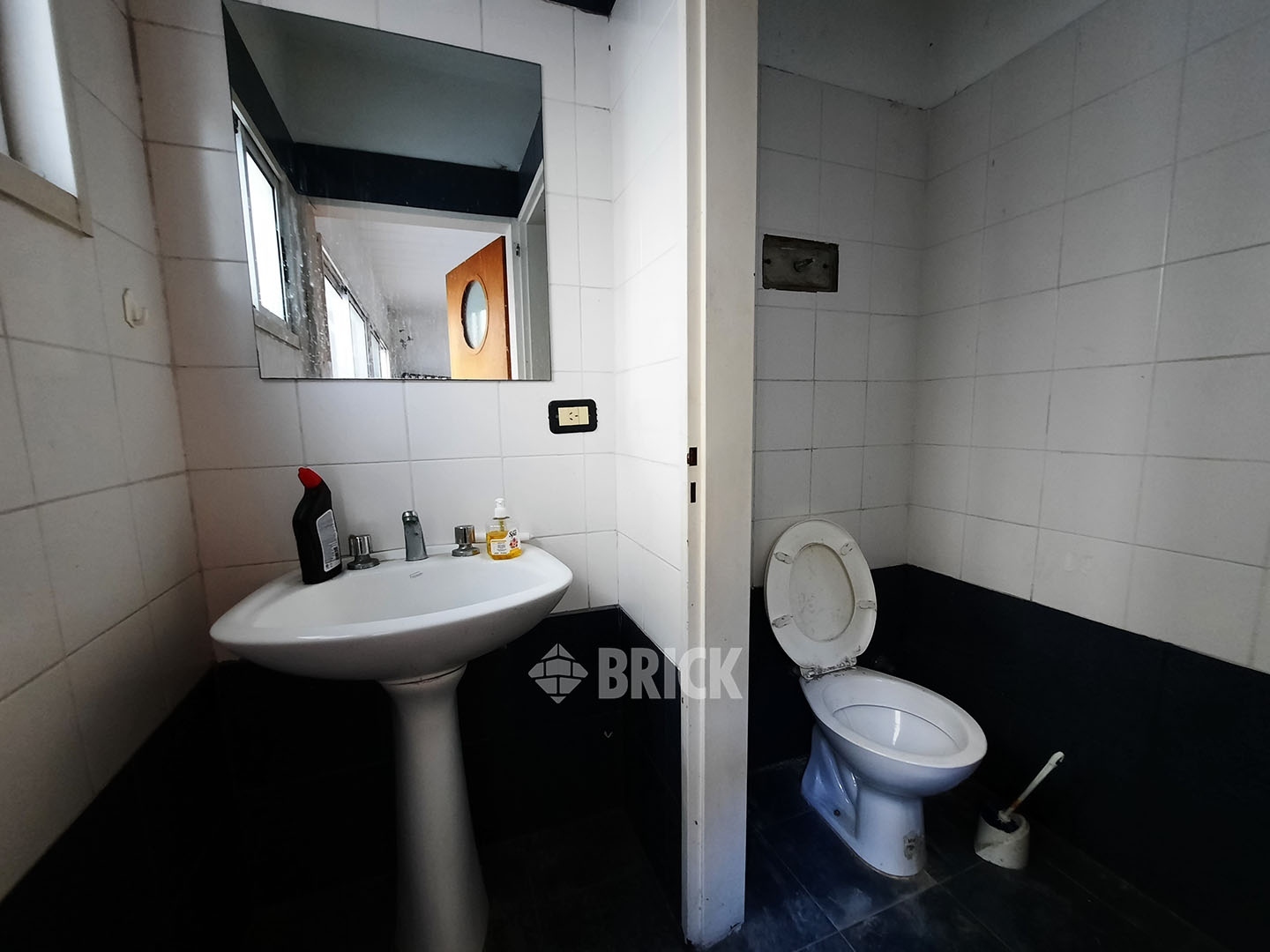 ROJAS al 600 Piso PB 26