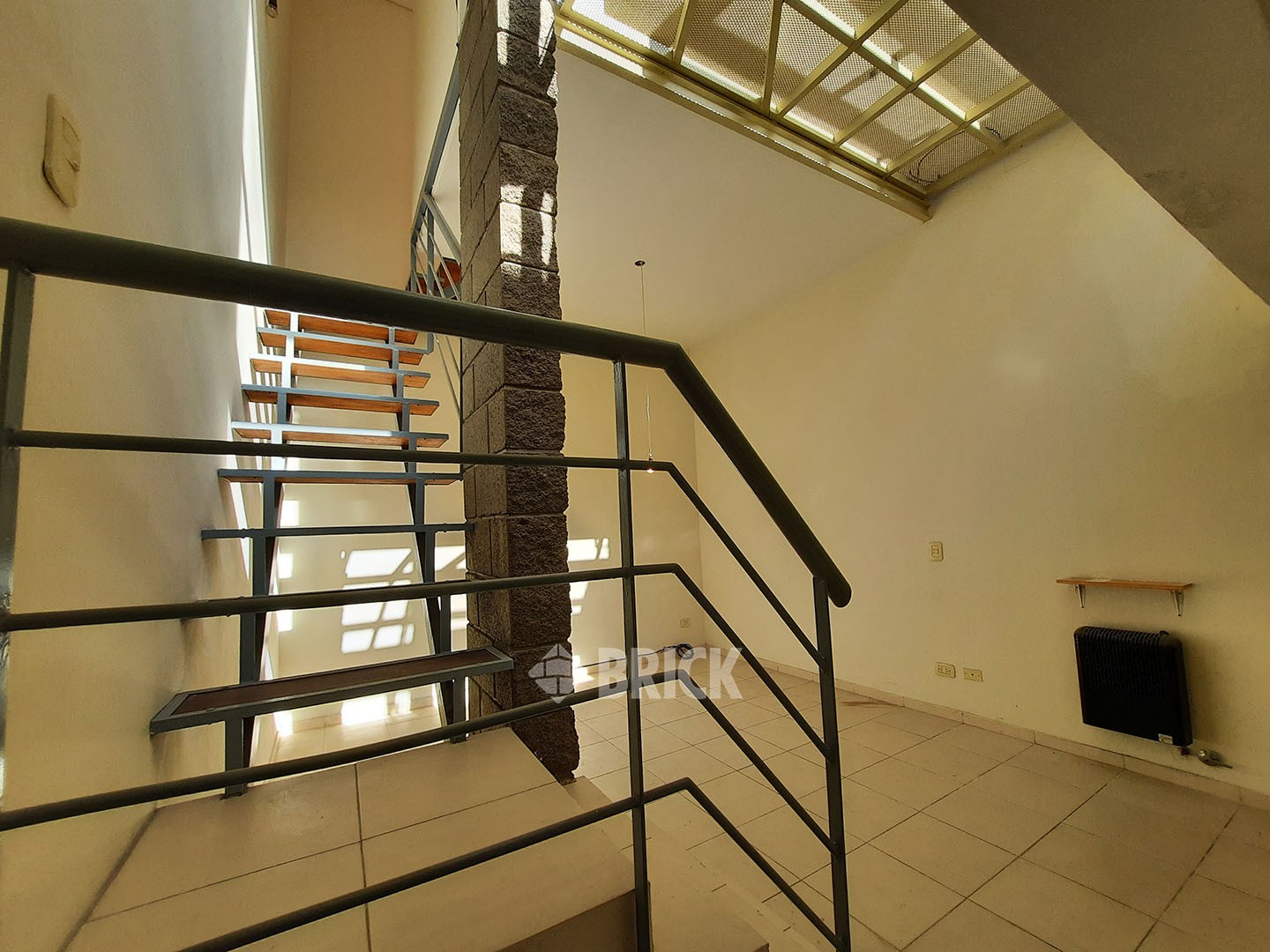 ROJAS al 600 Piso PB 8