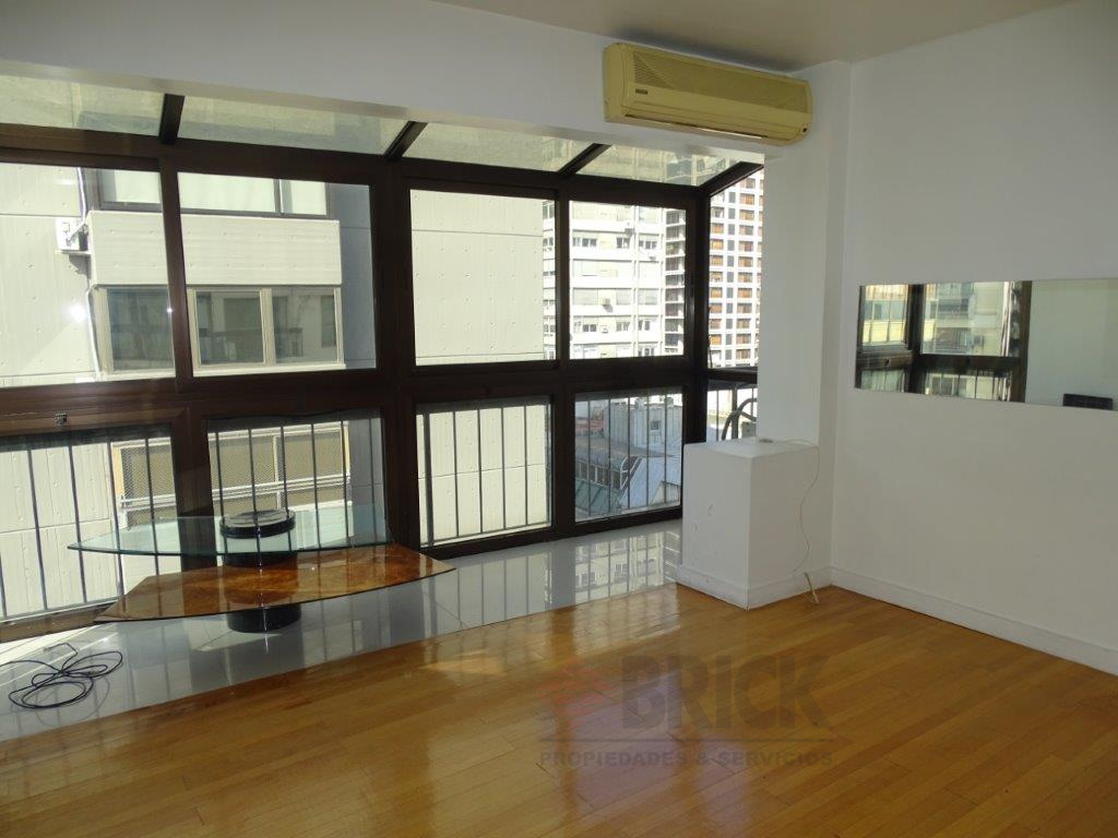 POSADAS al 1300 Piso 15 23