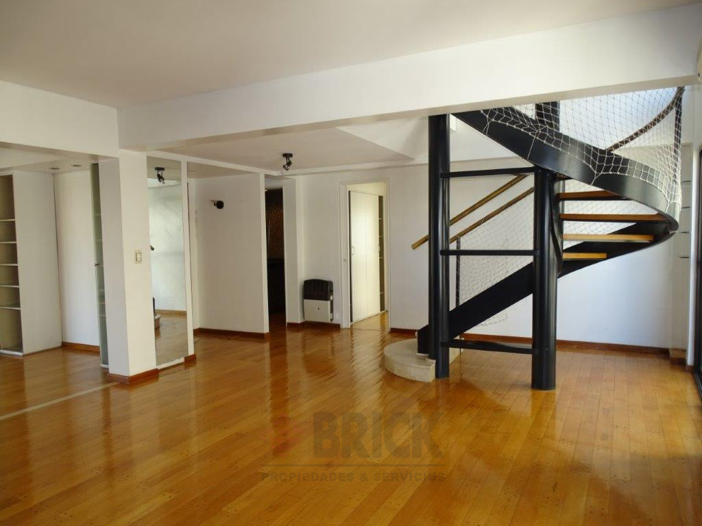 POSADAS al 1300 Piso 15 6