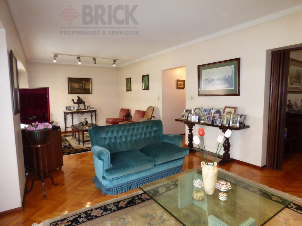 SANCHEZ DE BUSTAMANTE al 2300 Piso 6 7