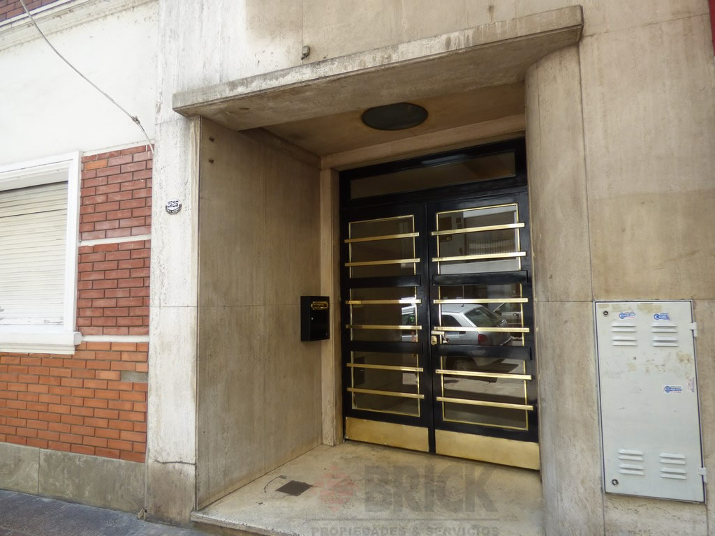 GUTIERREZ, JUAN MARIA al 2500 1