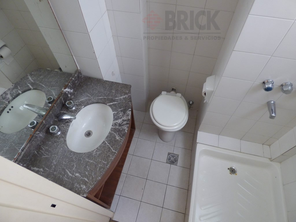 GUTIERREZ, JUAN MARIA al 2500 20