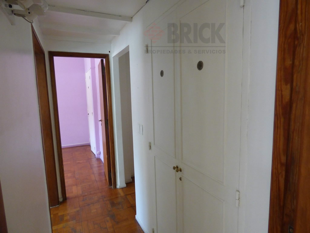 GUTIERREZ, JUAN MARIA al 2500 23