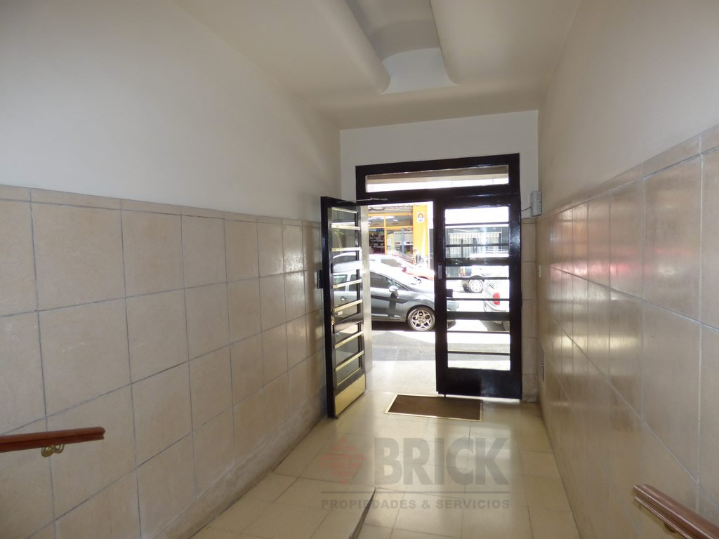 GUTIERREZ, JUAN MARIA al 2500 34