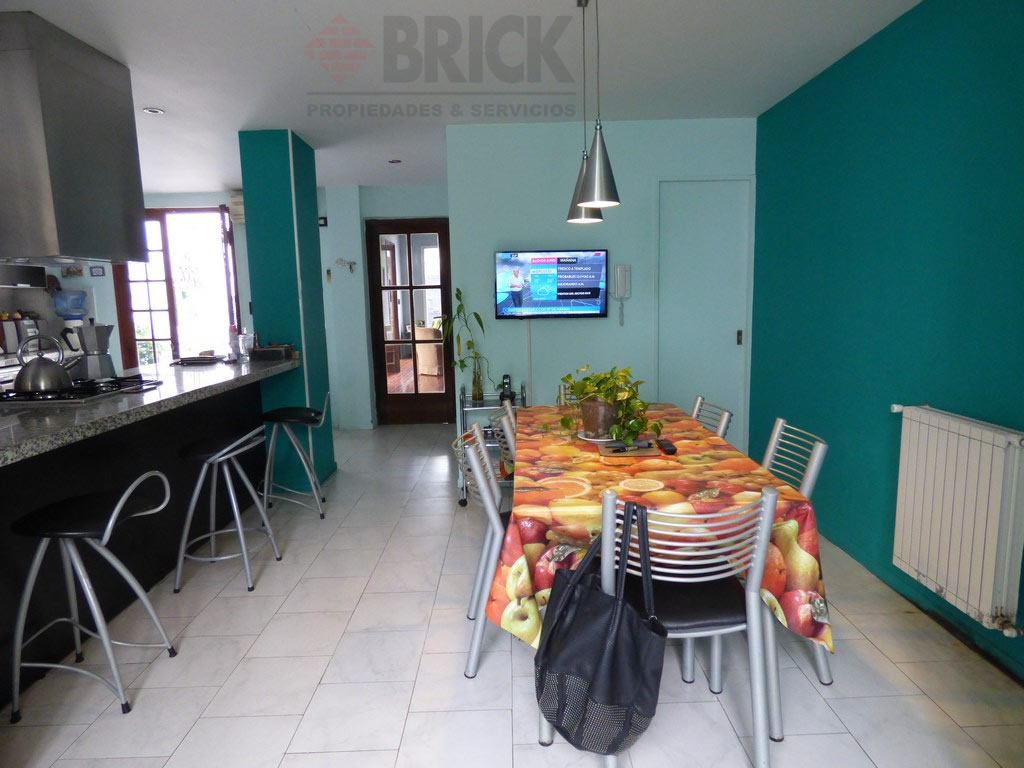 MARTINEZ, ENRIQUE al 900 14