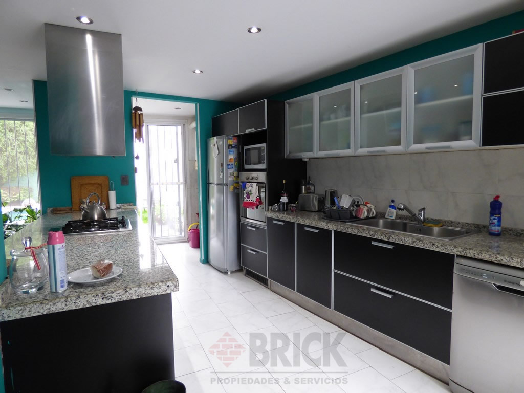 MARTINEZ, ENRIQUE al 900 16