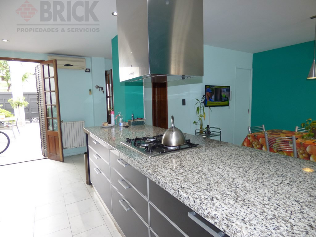 MARTINEZ, ENRIQUE al 900 19