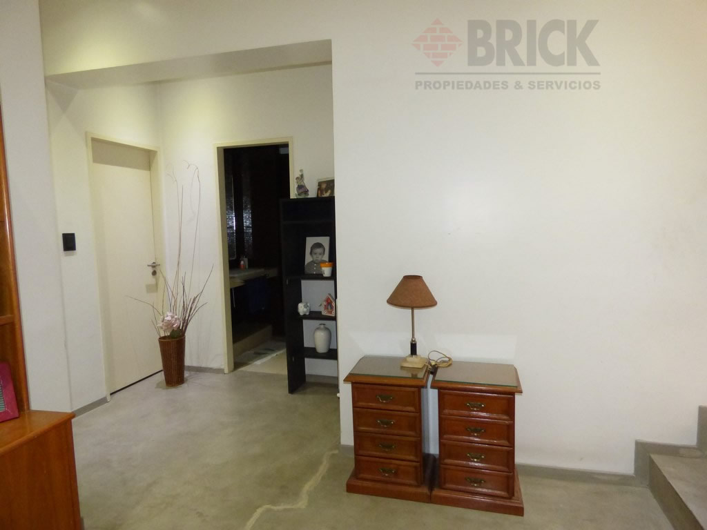 MARTINEZ, ENRIQUE al 900 32