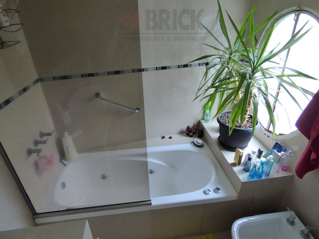 MARTINEZ, ENRIQUE al 900 40