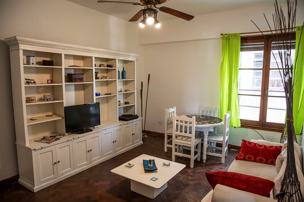 CORDOBA, AV. al 6200 Piso 3 1