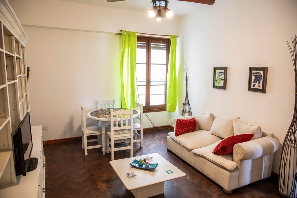 CORDOBA, AV. al 6200 Piso 3 5