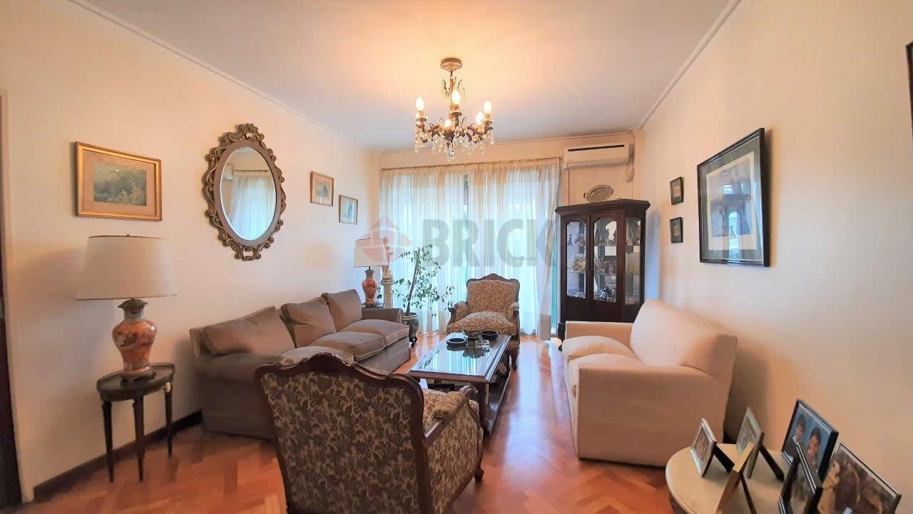 AZCUENAGA al 1000 Piso 7 4