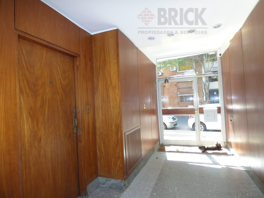 AUSTRIA al 2200 Piso PB 16