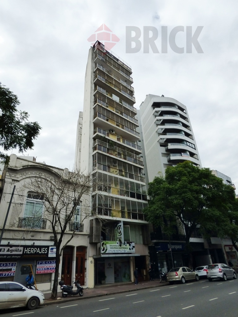 CORRIENTES, AV. al 4900 Piso 13 27