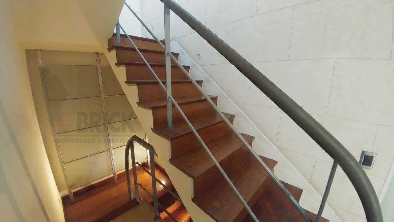 ECHEVERRIA al 4100 15