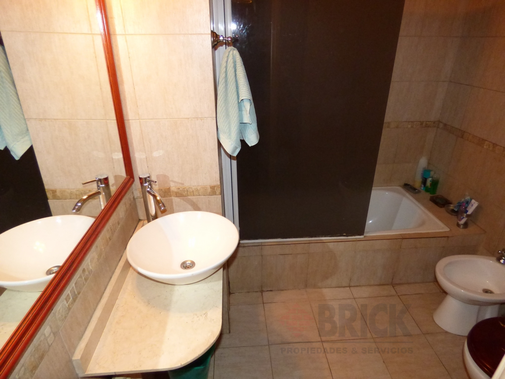 PARAGUAY al 800 Piso 2 9