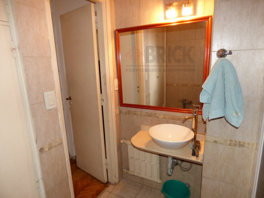 PARAGUAY al 800 Piso 2 11