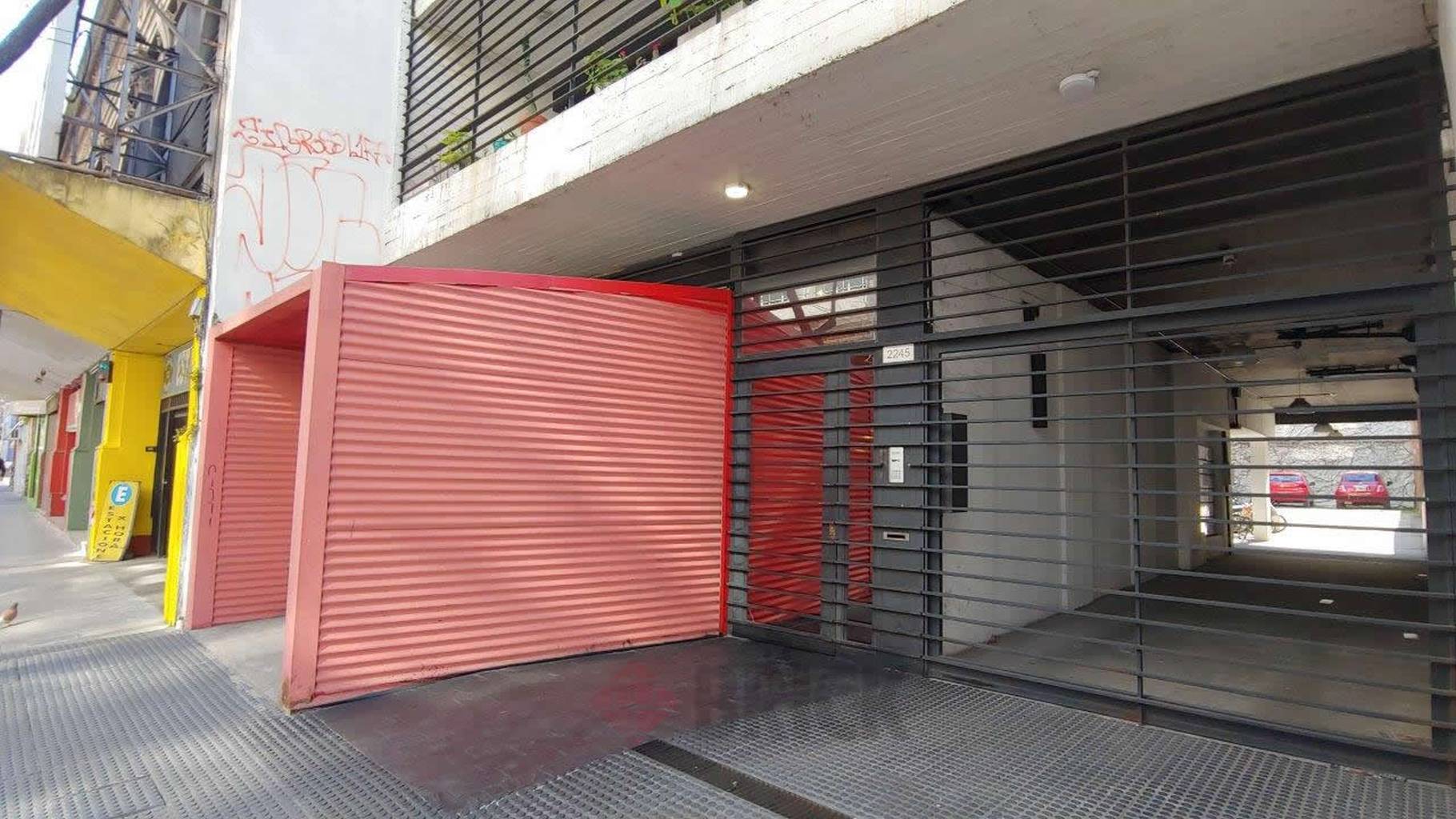 MONROE al 2200 Piso 1 19