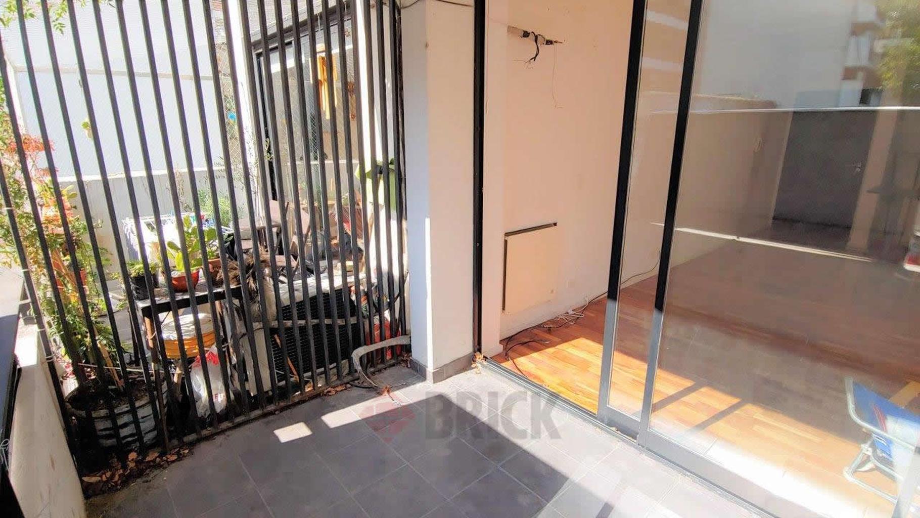 MONROE al 2200 Piso 1 6