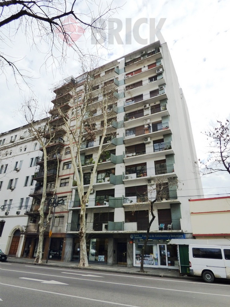 BELGRANO, AVDA. al 2100 1