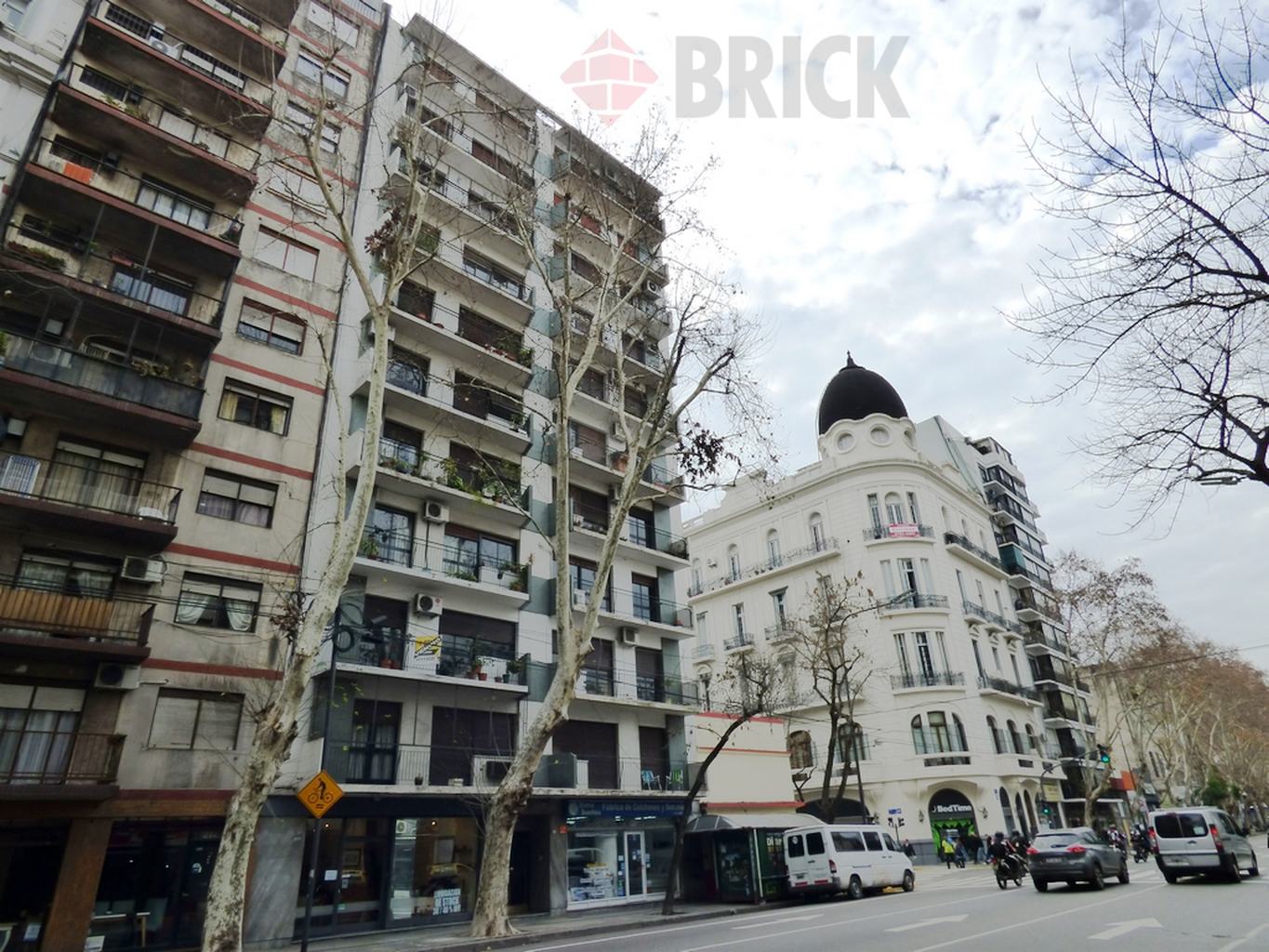 BELGRANO, AVDA. al 2100 54