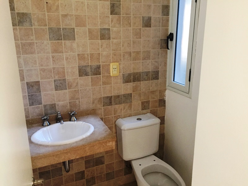 BARRIO EL JACARANDA 12