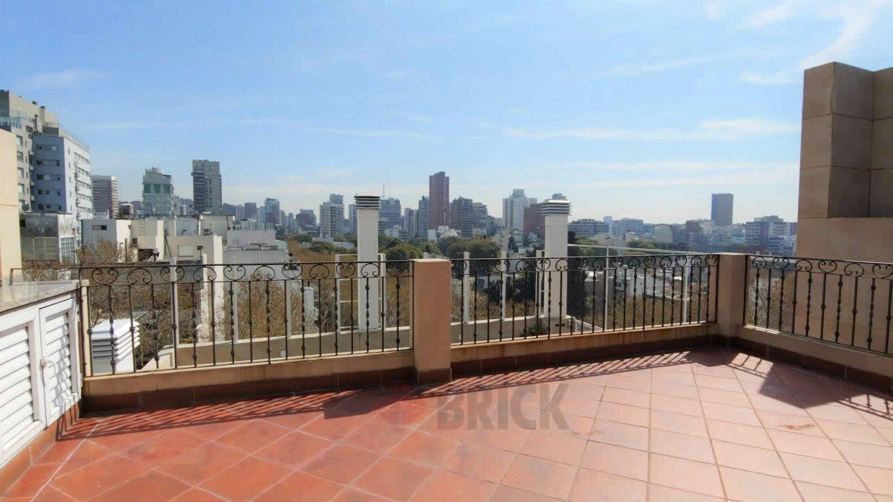 11 DE SEPTIEMBRE al 700 Piso 8/9/10 19