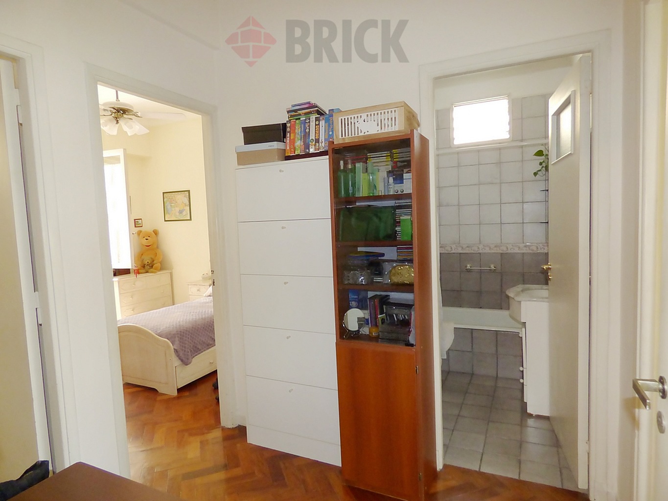 BILLINGHURST al 2000 Piso 3 9