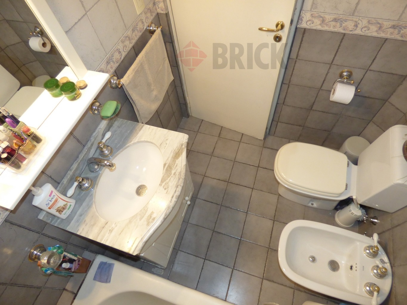 BILLINGHURST al 2000 Piso 3 23