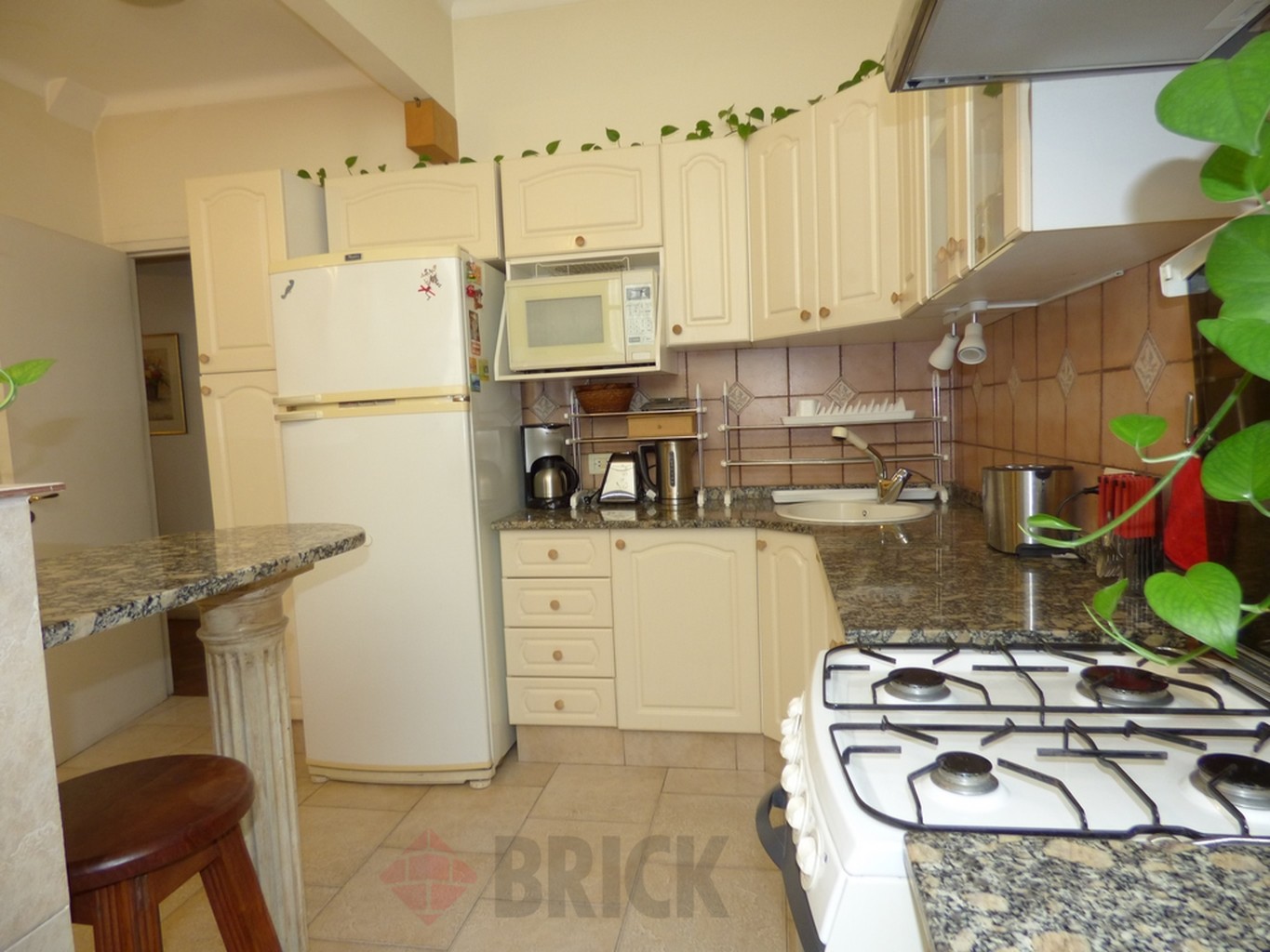 BILLINGHURST al 2000 Piso 3 32