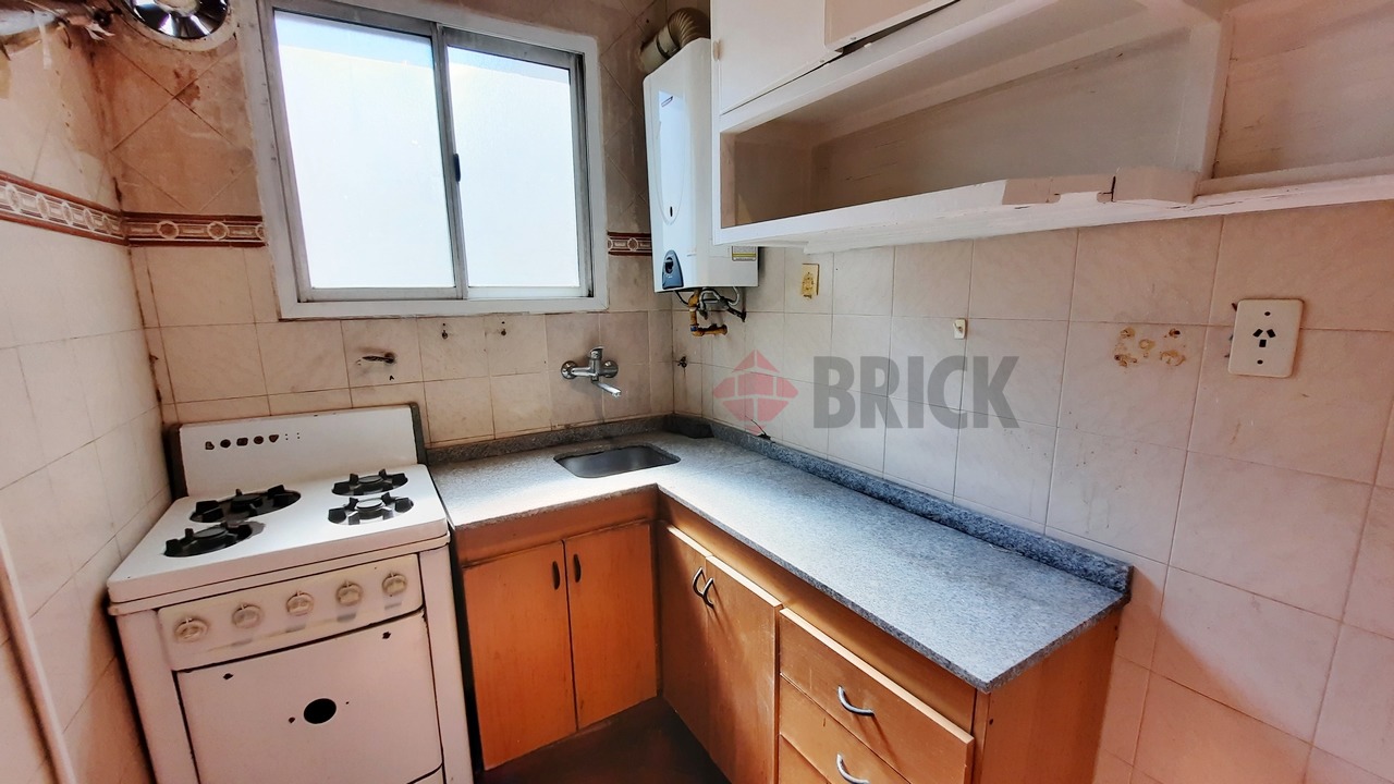 LARREA al 1000 Piso 9 16