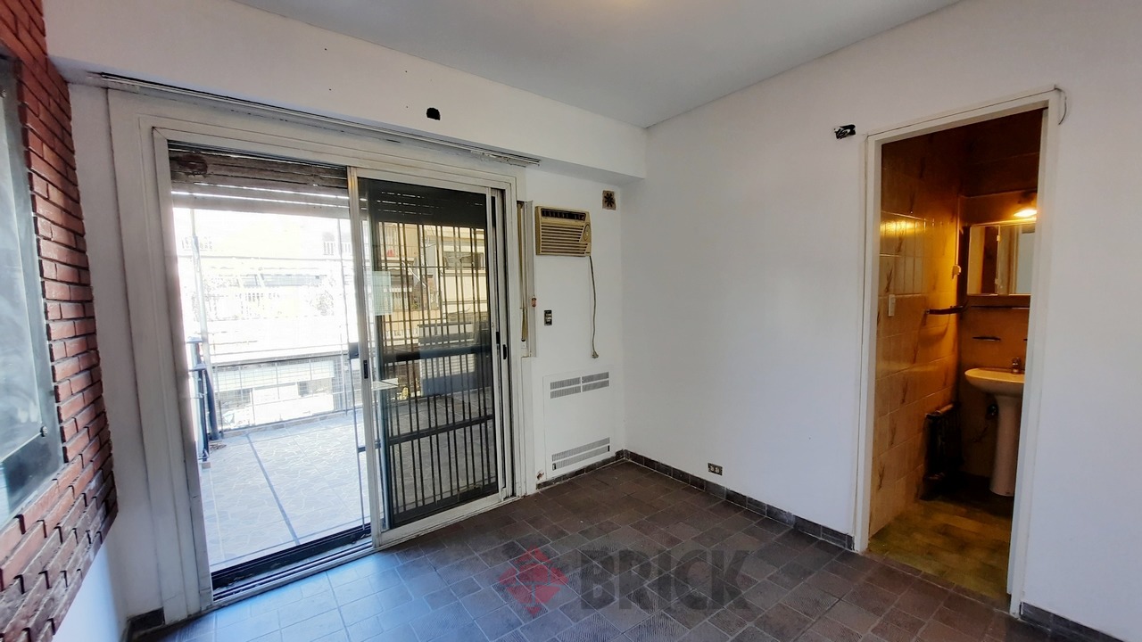 LARREA al 1000 Piso 9 6