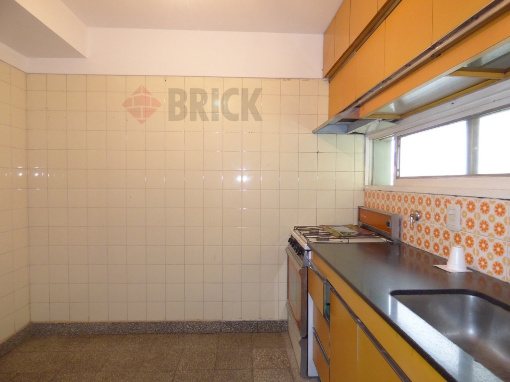 SALTA al 1300 Piso 13 22