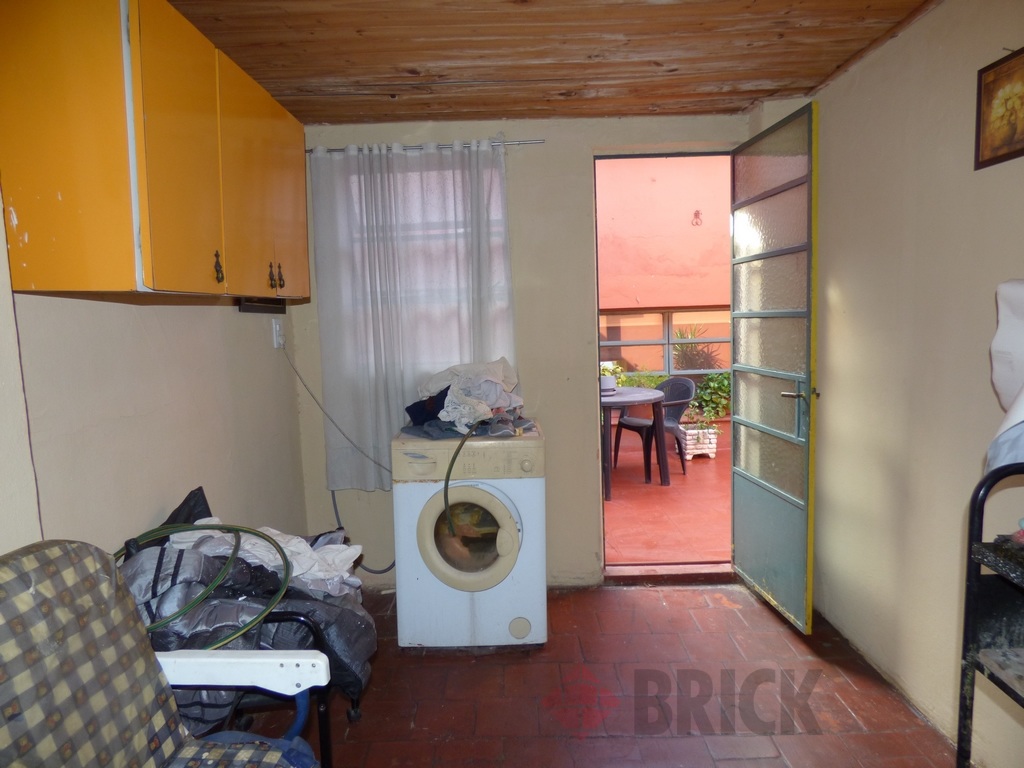 AGUIRRE al 1500 Piso PB 34