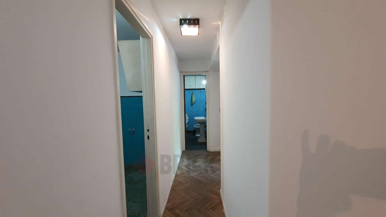 CORRIENTES, AVDA. al 4900 Piso 1 9