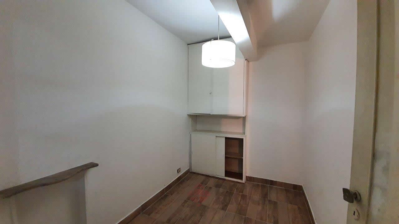 CORRIENTES, AVDA. al 4900 Piso 1 19