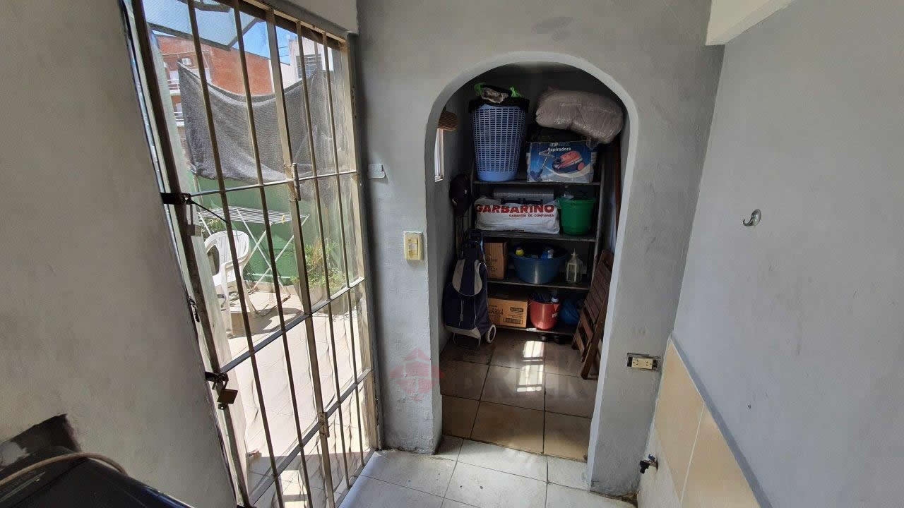 VELASCO, JUAN RAMIREZ DE al 700 Piso 1 9