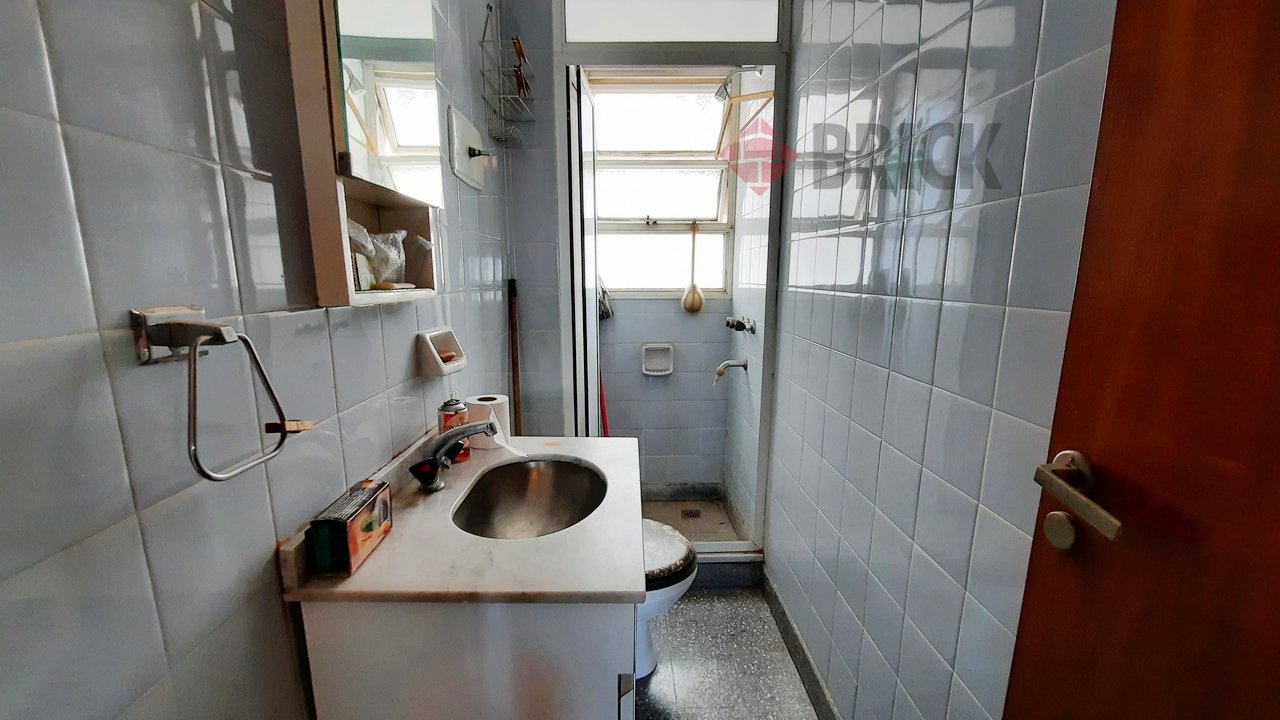 ALBERDI, JUAN B., AV. al 1500 Piso 8 9