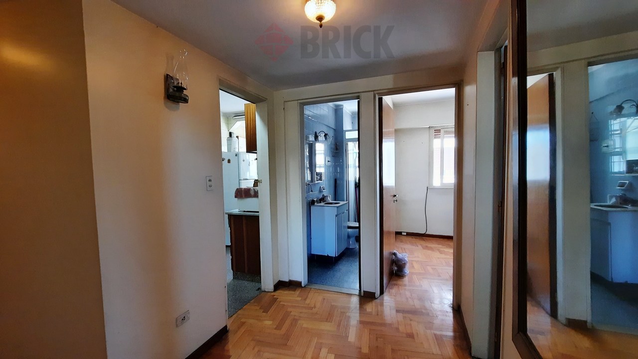 ALBERDI, JUAN B., AV. al 1500 Piso 8 13